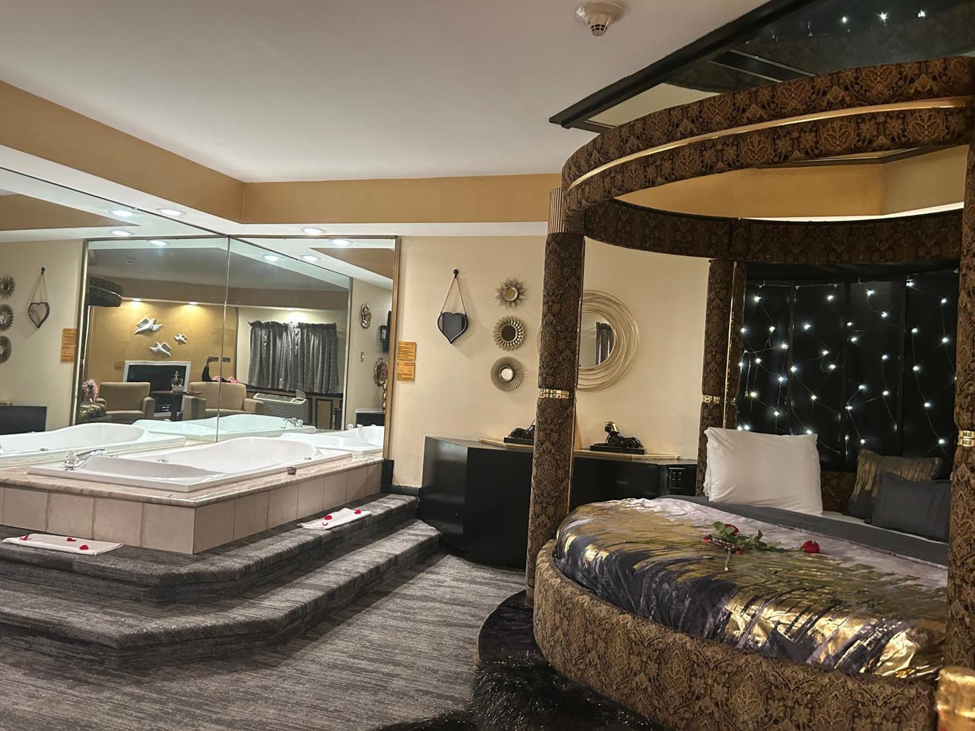 Inn Of The Dove - Romantic Luxury Suites With Jacuzzi & Fireplace At Harrisburg-Hershey-Philadelphia, Pa المظهر الخارجي الصورة